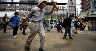 Một con số đáng kính nể: hơn 70.000 người Nhật đại thọ 100 tuổi - Ảnh 1.